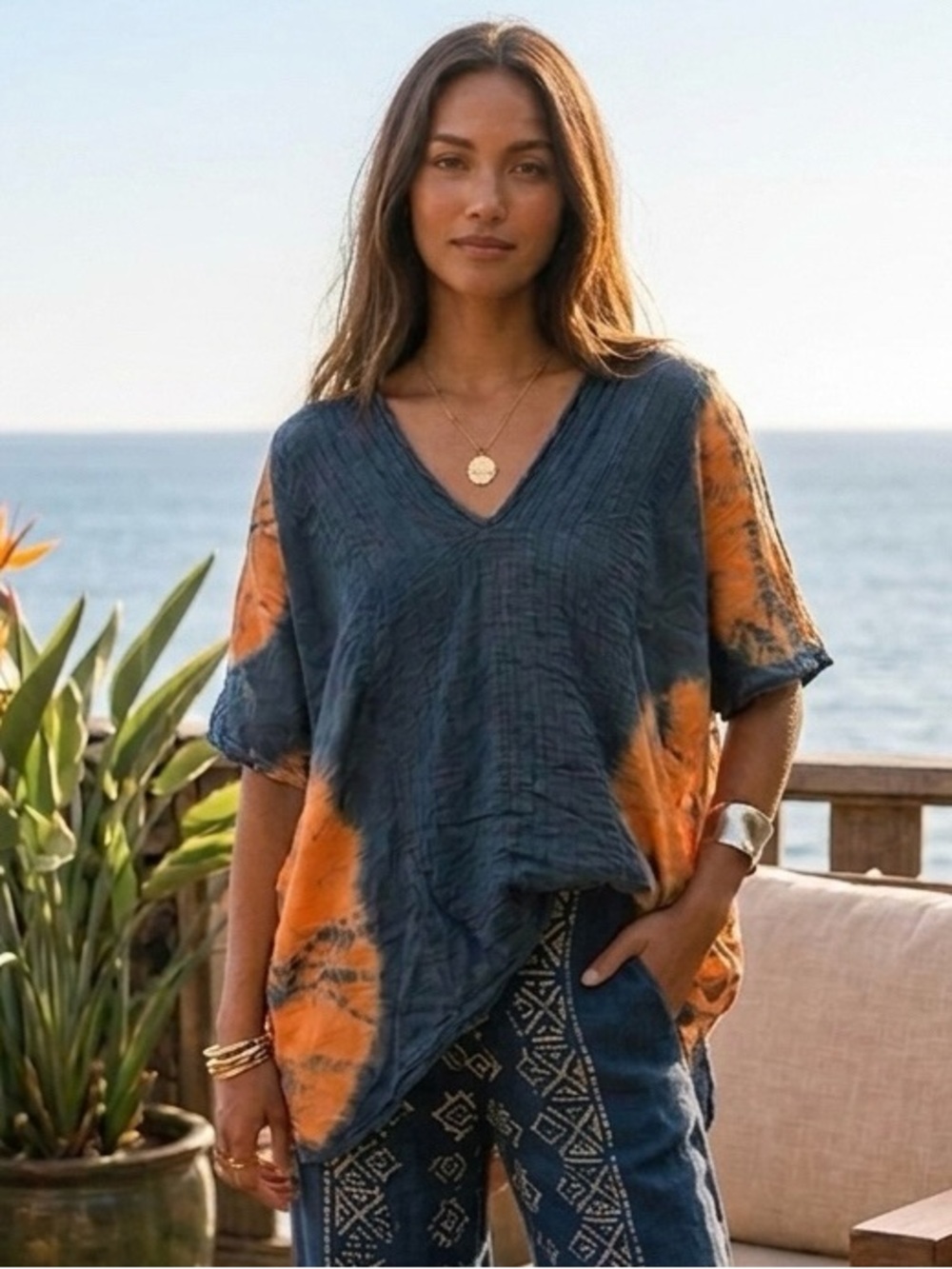 Machiko Tie-Dye V-Neck Tunic Top in Navy & Orange Large